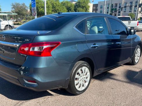 Used 2016 Nissan Sentra SV w/ Electronics Package FWD image 8
