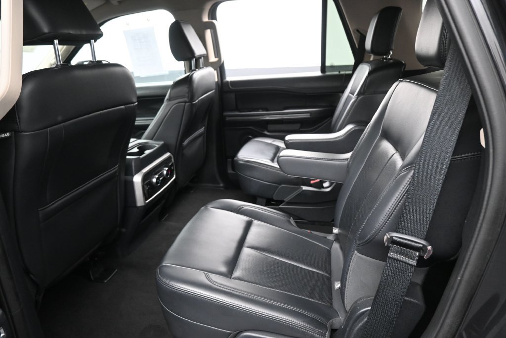 Used 2024 Ford Expedition XLT RWD image 22