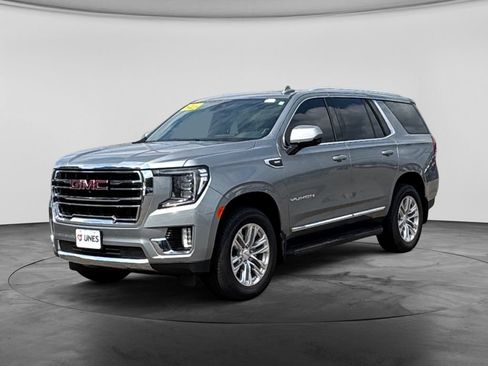 Used 2023 GMC Yukon SLT w/ SLT Premium Package AWD/4WD image 5