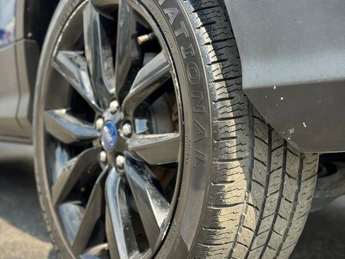 Used 2018 Ford Escape SE w/ SE Sport Appearance Package AWD/4WD image 40