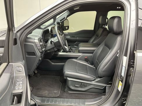 Used 2025 Ford F150 Lariat AWD/4WD image 3