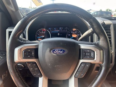 Used 2019 Ford F250 Lariat w/ Lariat Ultimate Package AWD/4WD image 30