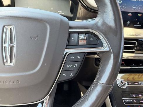 Used 2022 Lincoln Nautilus Reserve AWD/4WD image 25