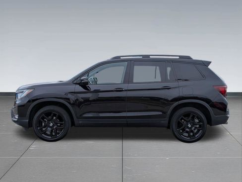 Used 2024 Honda Passport Black Edition image 4