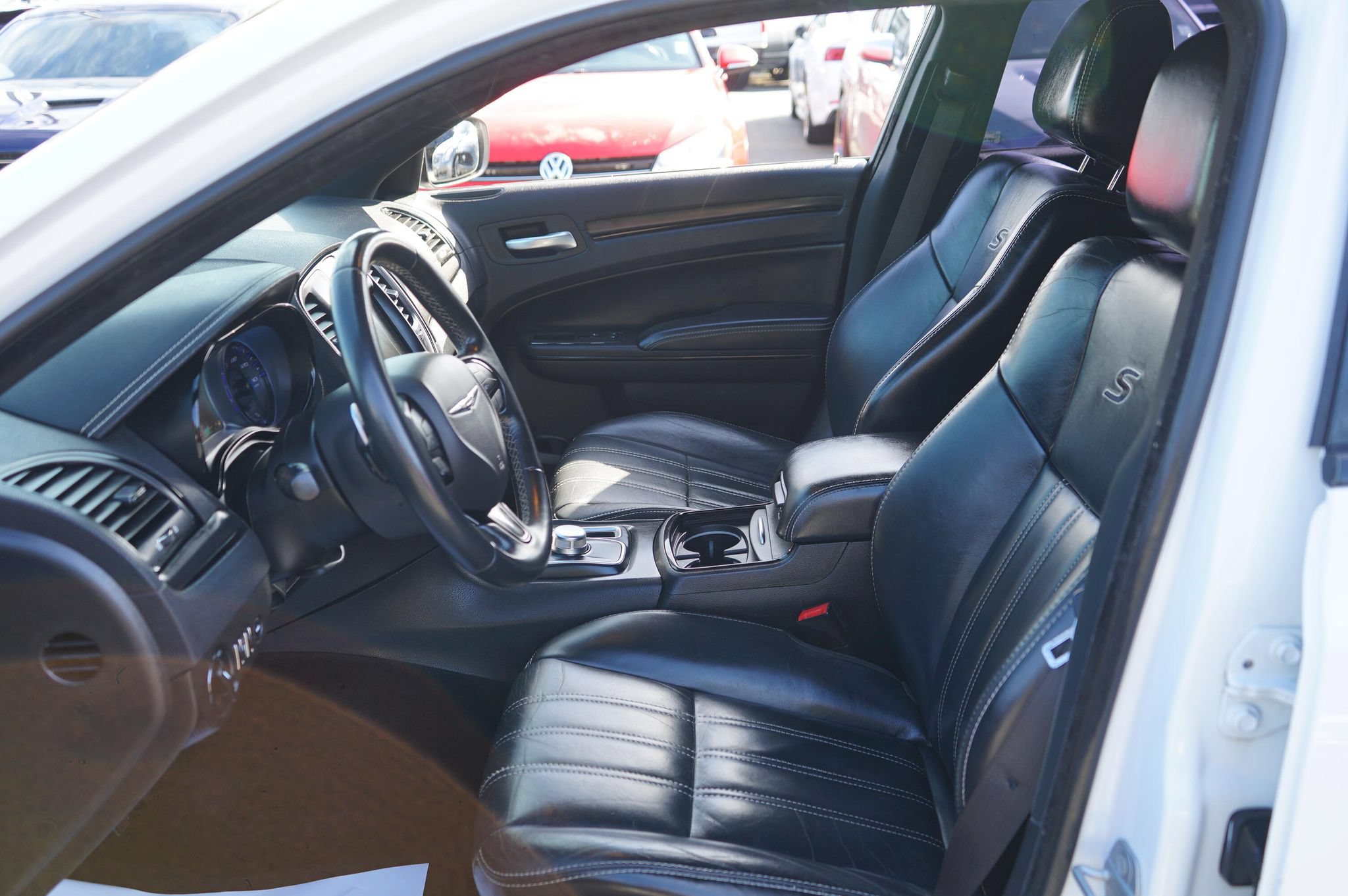 Used 2015 Chrysler 300 S RWD image 11