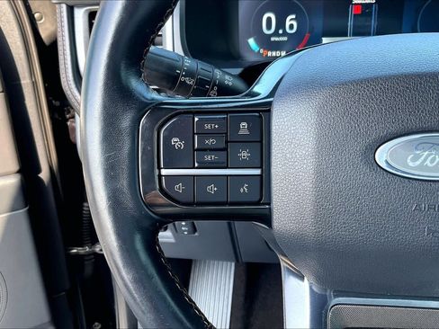 Certified 2023 Ford Expedition Platinum AWD/4WD image 21