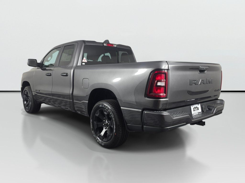 New 2026 RAM 1500 Express AWD/4WD image 4