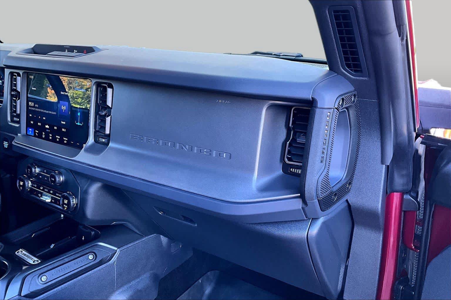 Used 2025 Ford Bronco Big Bend AWD/4WD image 19