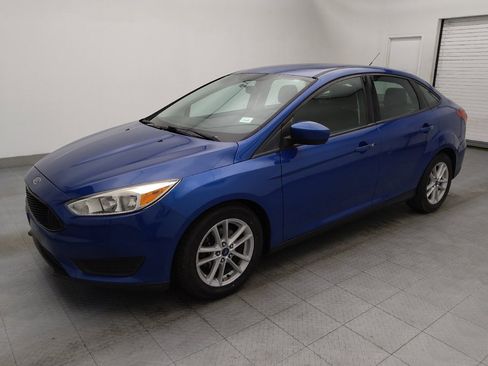 Used 2018 Ford Focus SE image 2