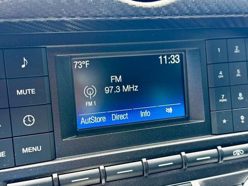 Used 2017 Ford Mustang Coupe RWD image 19