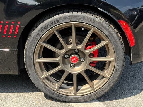 Used 2019 FIAT 500 Abarth w/ Popular Equipment Package FWD image 13