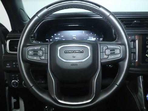 Used 2024 GMC Yukon Denali Ultimate AWD/4WD image 23