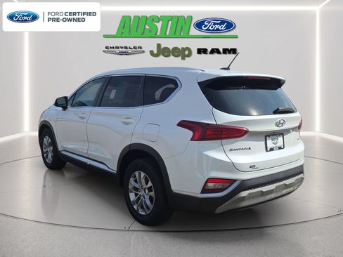 Used 2019 Hyundai Santa Fe SE AWD/4WD image 3