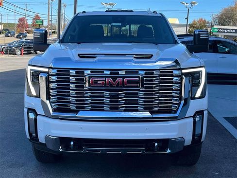 New 2026 GMC Sierra 2500 Denali image 8