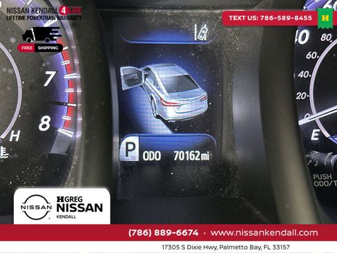 Used 2016 Toyota Avalon Limited w/ Toyota Safety Sense Package image 19