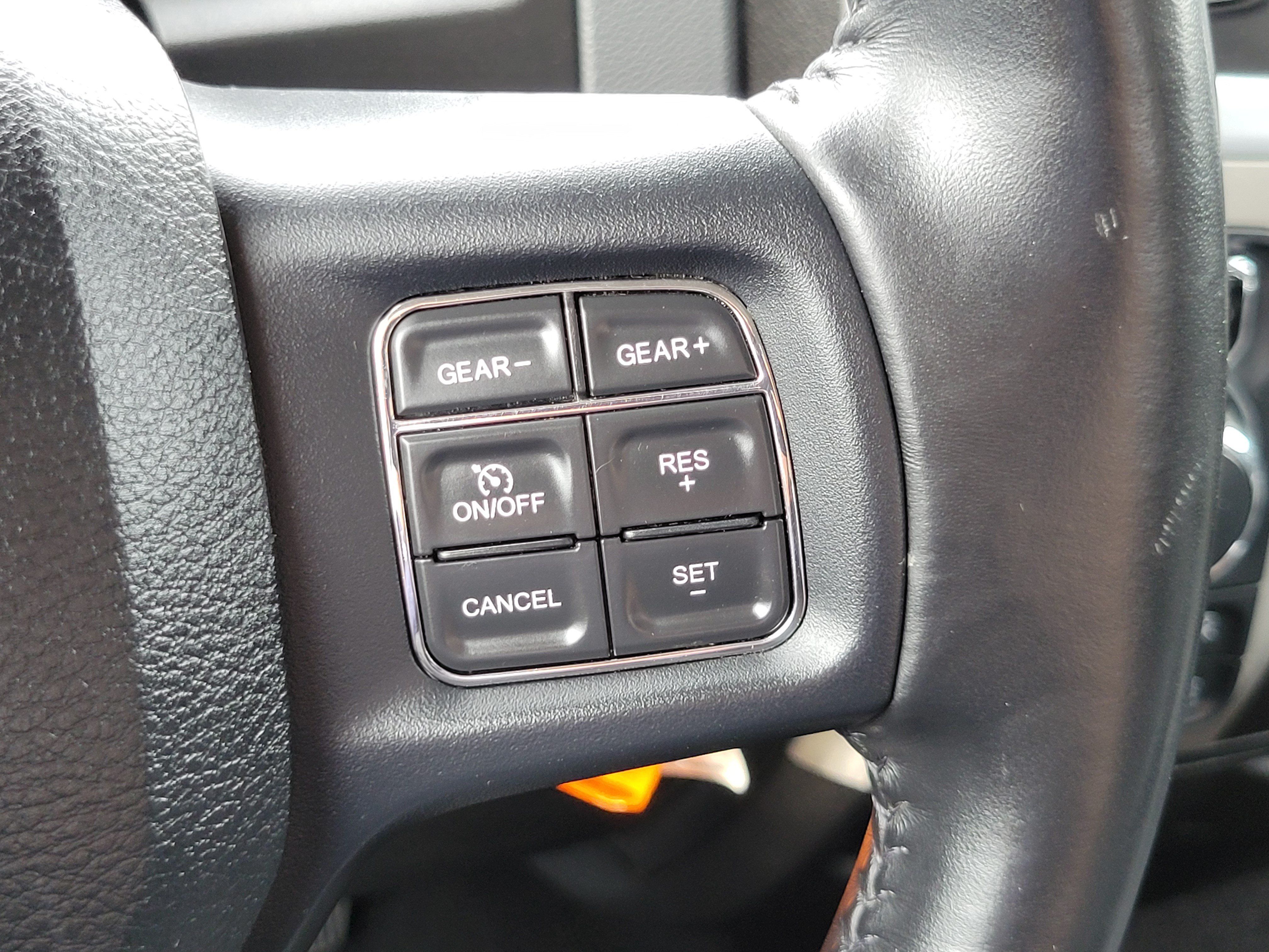 Used 2019 RAM 1500 Classic SLT w/ Luxury Group AWD/4WD image 15