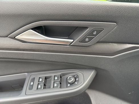 Used 2024 Volkswagen GTI SE image 16