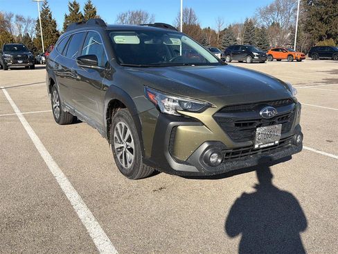 Used 2023 Subaru Outback Premium w/ Popular Package #1 image 19