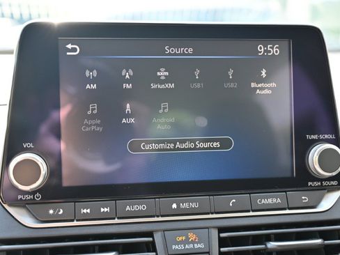 Used 2024 Nissan Altima 2.5 SV FWD image 23