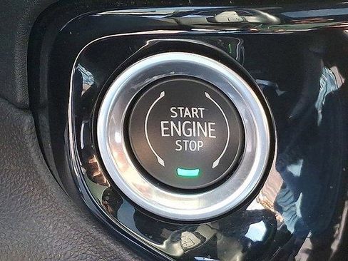 Used 2023 Chevrolet Silverado 1500 High Country w/ Technology Package image 25