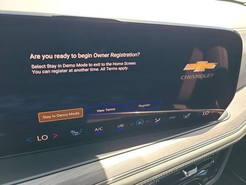 New 2026 Chevrolet Suburban LT w/ Comfort Package RWD image 32