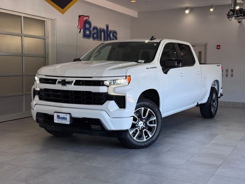 Certified 2025 Chevrolet Silverado 1500 RST AWD/4WD image 2