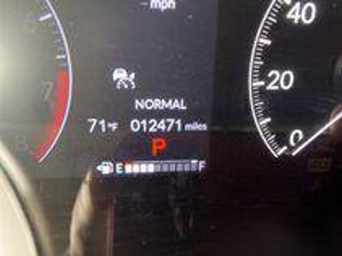 Used 2023 Honda HR-V LX image 7