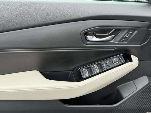 Certified 2025 Honda Accord Touring image 6