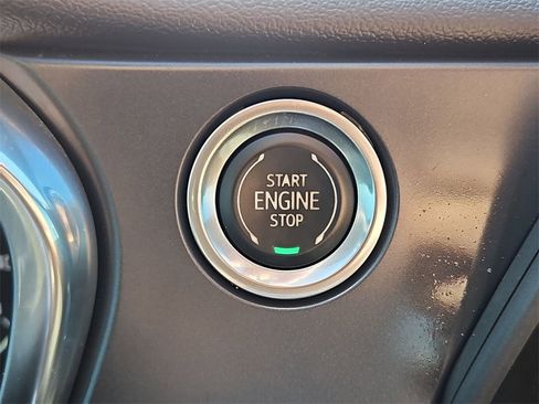 Certified 2021 Chevrolet Blazer LT image 17