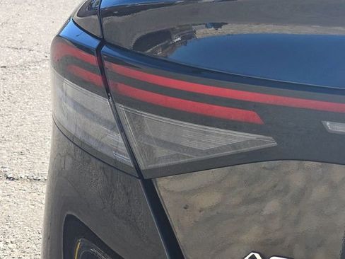 Used 2023 Honda Accord Sport image 10