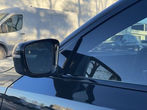 Used 2023 BMW M3 Competition w/ M Carbon Exterior Package image 26