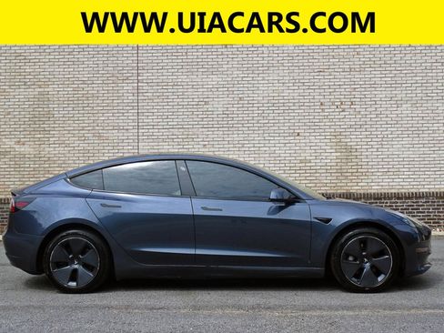 Used 2023 Tesla Model 3 Standard Range RWD image 5
