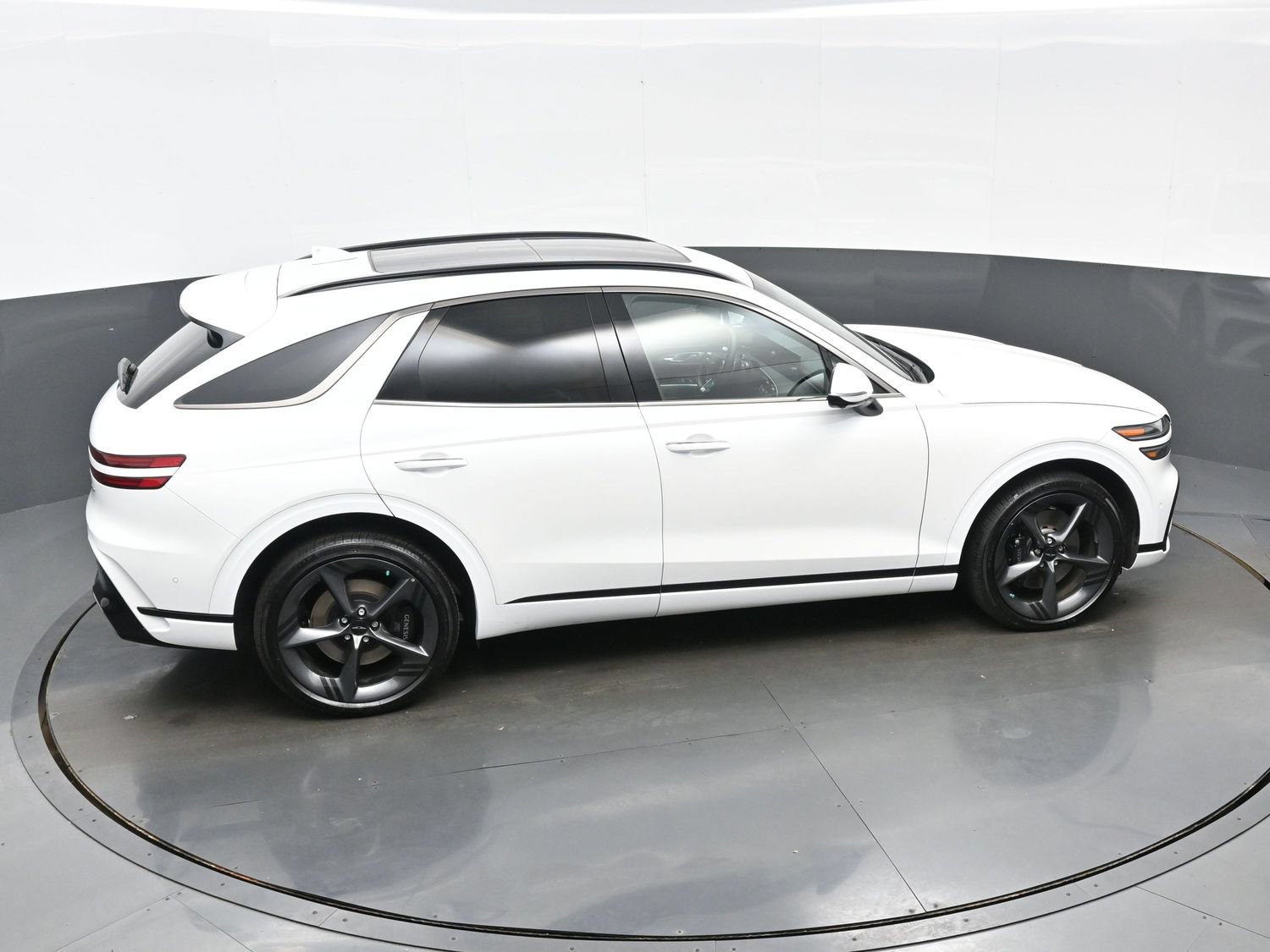 Used 2026 Genesis GV70 2.5T Sport Prestige AWD/4WD image 39