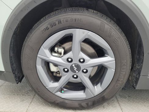 Used 2025 Kia K4 FWD image 31