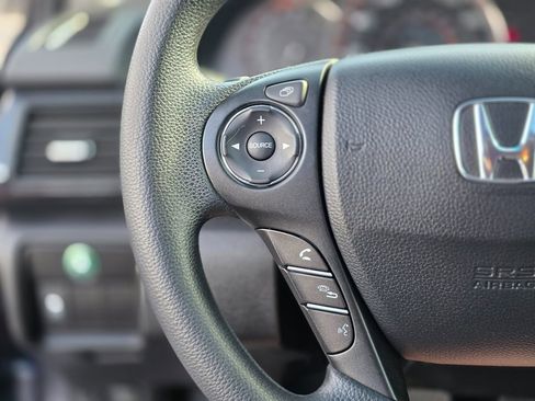 Used 2015 Honda Accord EX image 22