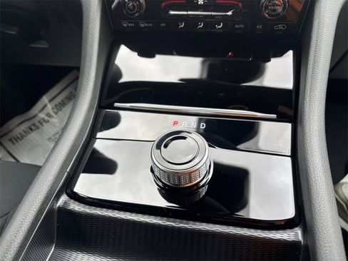 New 2025 Jeep Grand Cherokee Laredo w/ Luxury Tech Group I image 20