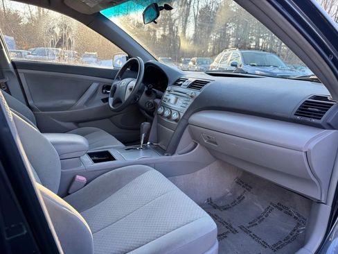 Used 2009 Toyota Camry LE image 13