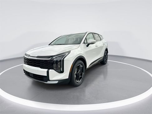 New 2026 Kia Sportage EX image 4