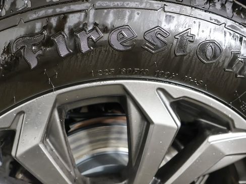 Used 2022 Toyota RAV4 Limited image 23