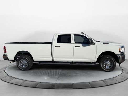 Used 2023 RAM 3500 Tradesman image 2