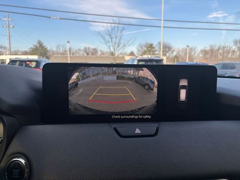 Used 2025 MAZDA CX-90 3.3 Turbo w/ Preferred Package image 17