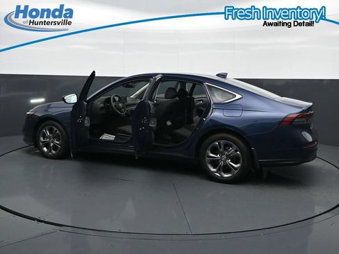 Used 2023 Honda Accord EX image 42