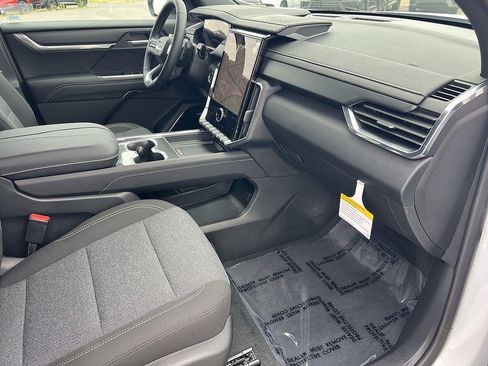 New 2026 GMC Acadia Elevation FWD image 30