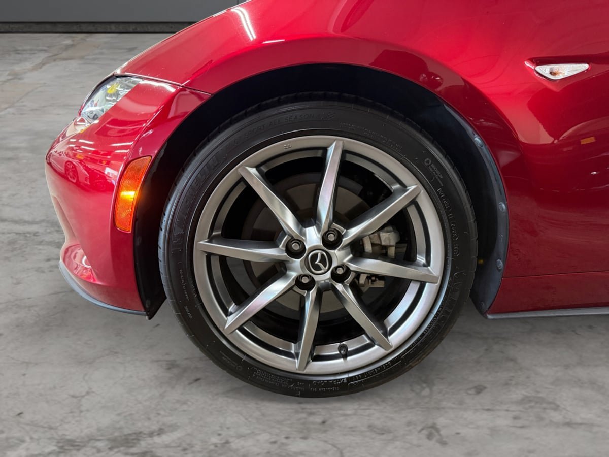 Used 2022 MAZDA MX-5 Miata RF Grand Touring w/ Weather Package RWD image 9