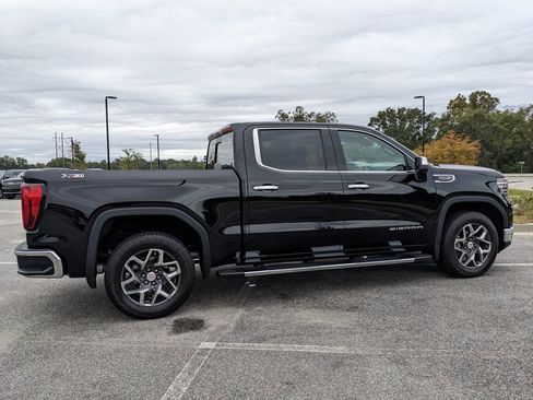 Used 2023 GMC Sierra 1500 SLT w/ SLT Premium Package image 24