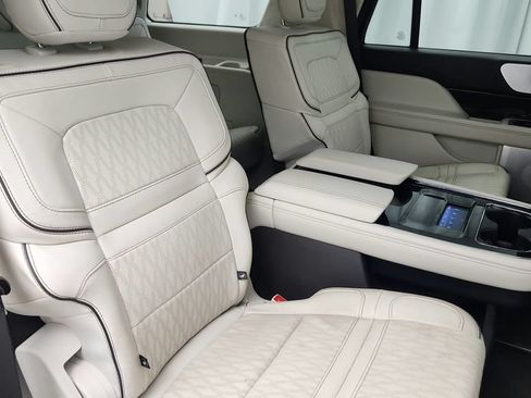 Used 2024 Lincoln Navigator Black Label AWD/4WD image 46