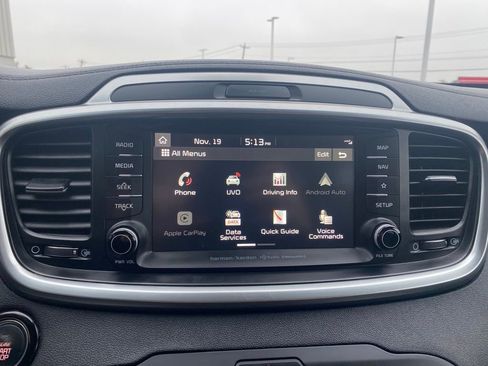 Used 2020 Kia Sorento SX image 16