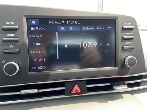 Used 2026 Hyundai Elantra SEL Sport Premium FWD image 29