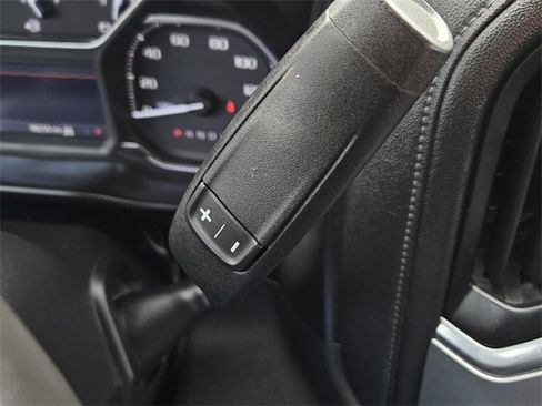 Used 2019 GMC Sierra 1500 SLT w/ SLT Premium Package image 29