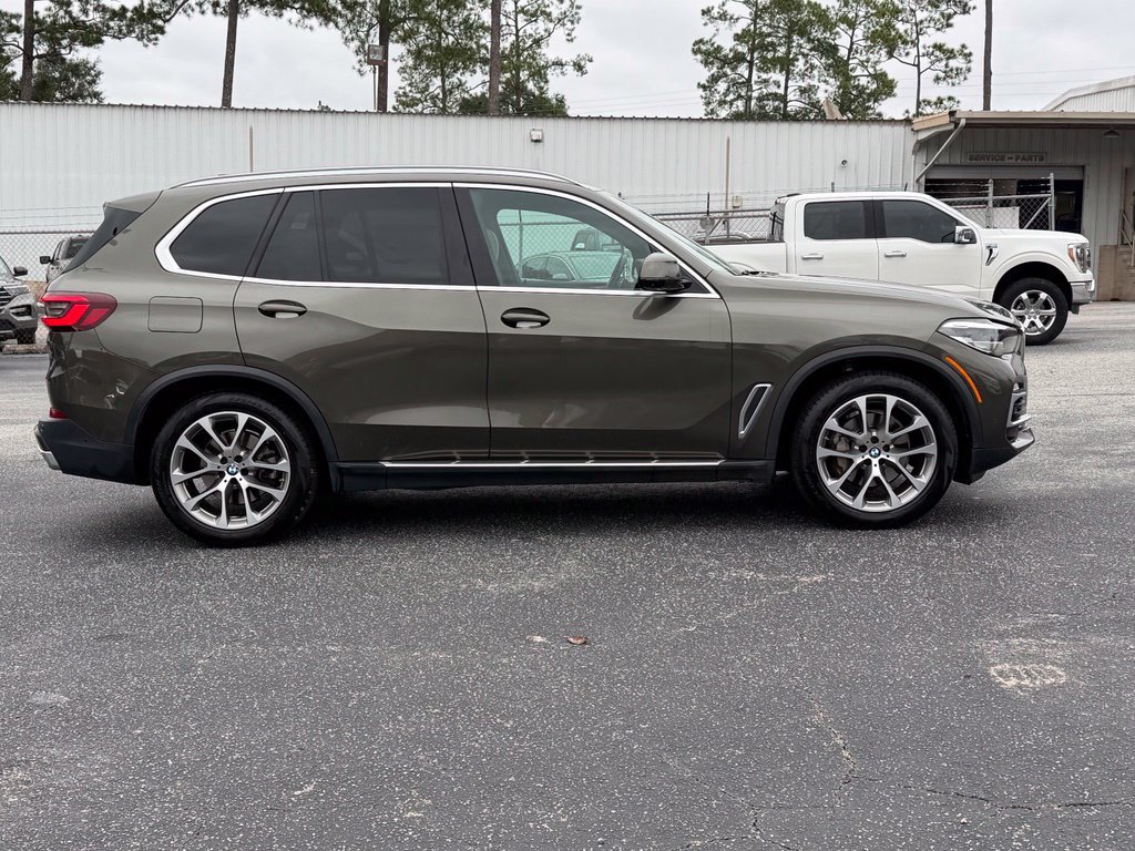 Used 2021 BMW X5 xDrive40i w/ Premium Package AWD/4WD image 8